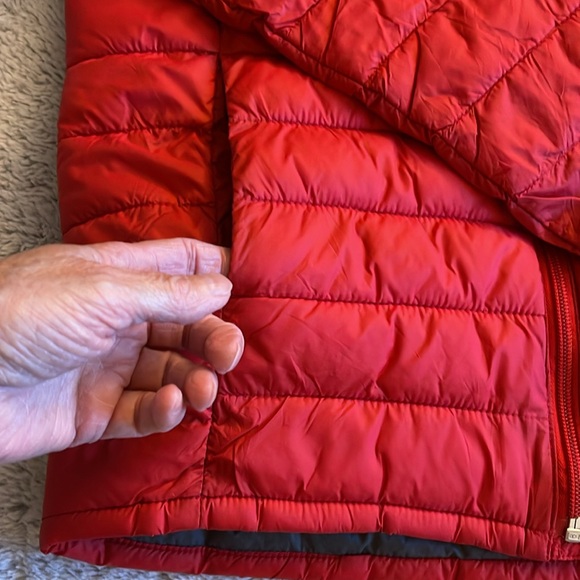 Gap PRIMALOFT Puffer Jacket  NWOT,  SZ XL - Picture 2 of 5